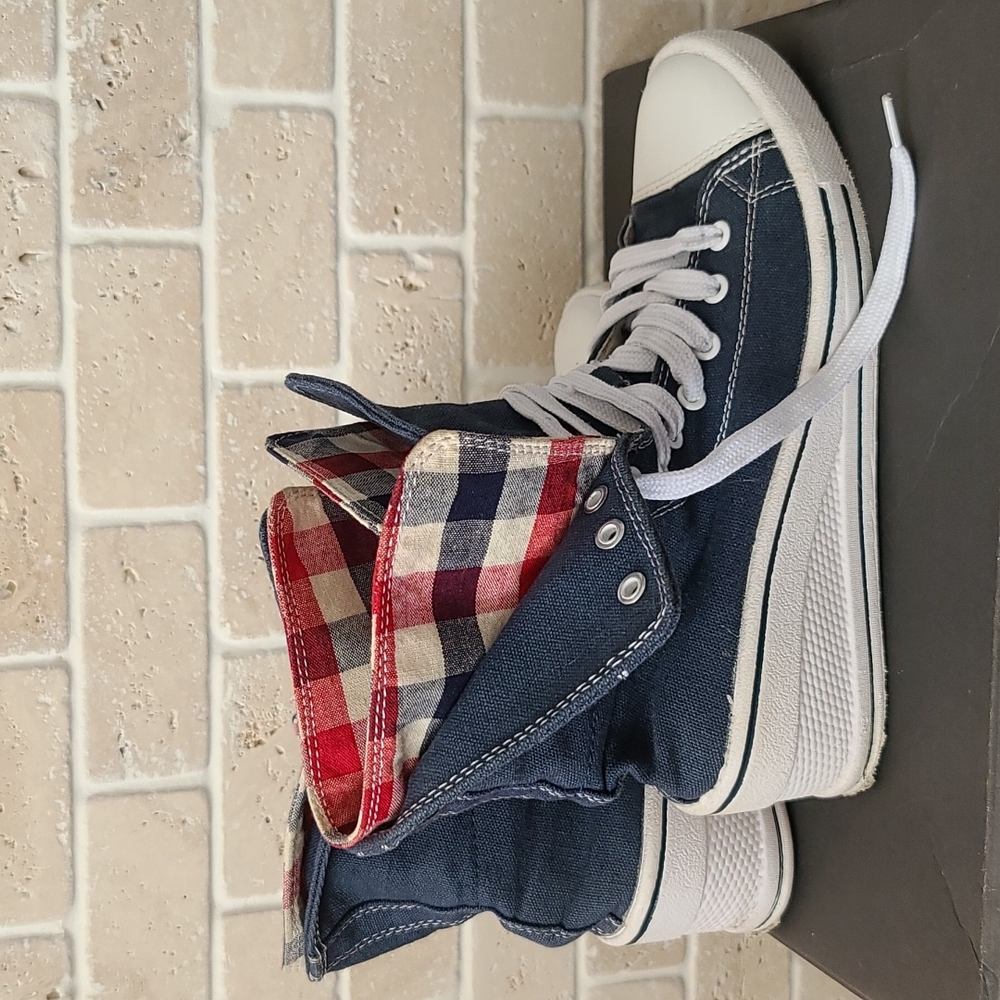 Navy High-Top Canvas Sneakers with Plaid Lining